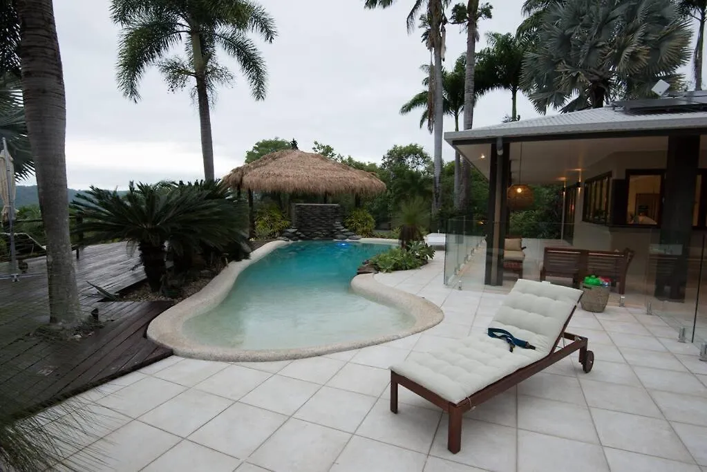 Luxury Rainforest Eyrie With Panoramic Views Mossman 0*,