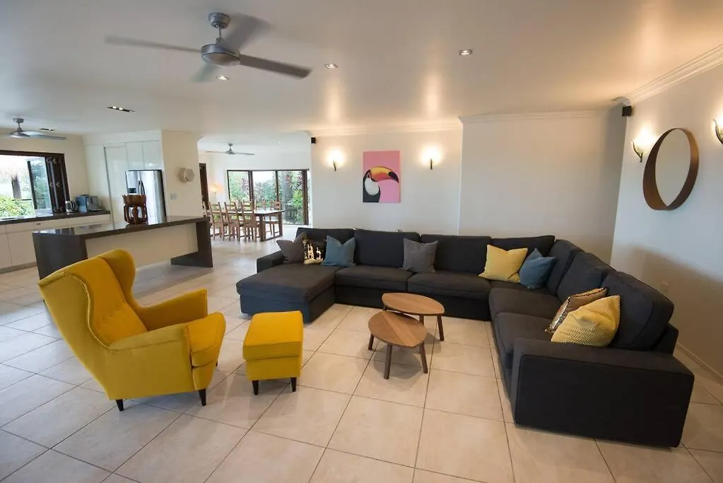 Luxury Rainforest Eyrie With Panoramic Views Mossman 0*,  Australia